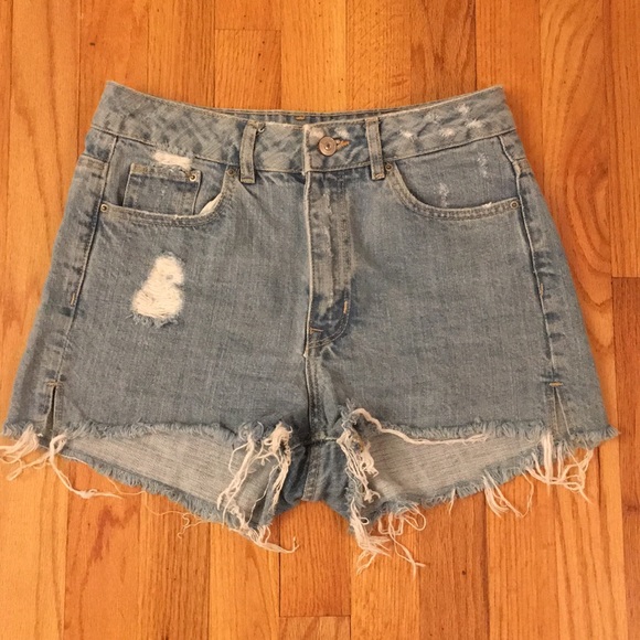 Divided Pants - High-Waisted Shorts